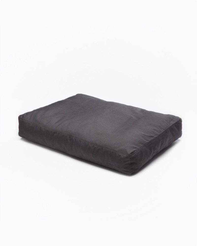 bed black 3 2e7e1f14 796e 42d1 91fc cdf37f502904